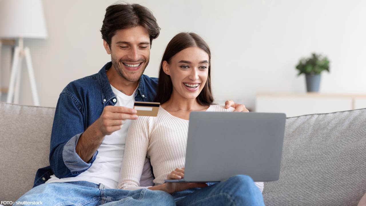 historial crediticio jóvenes shutterstock