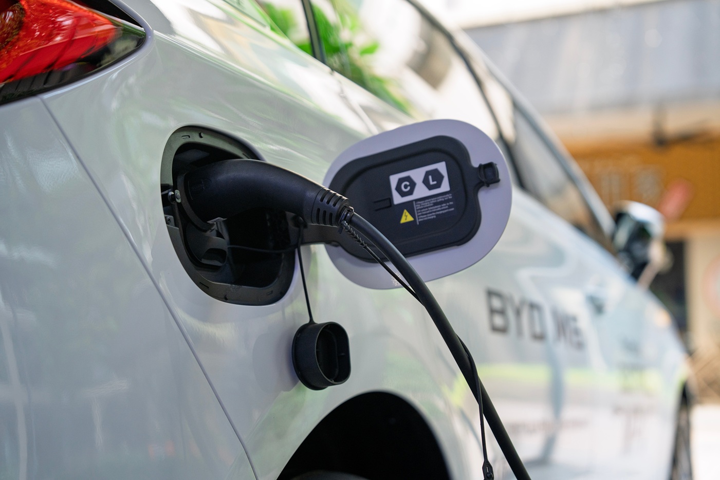 La necesidad de las empresas de autos eléctricos de expandirse fuera de China es una cuestión de supervivencia y competitividad.