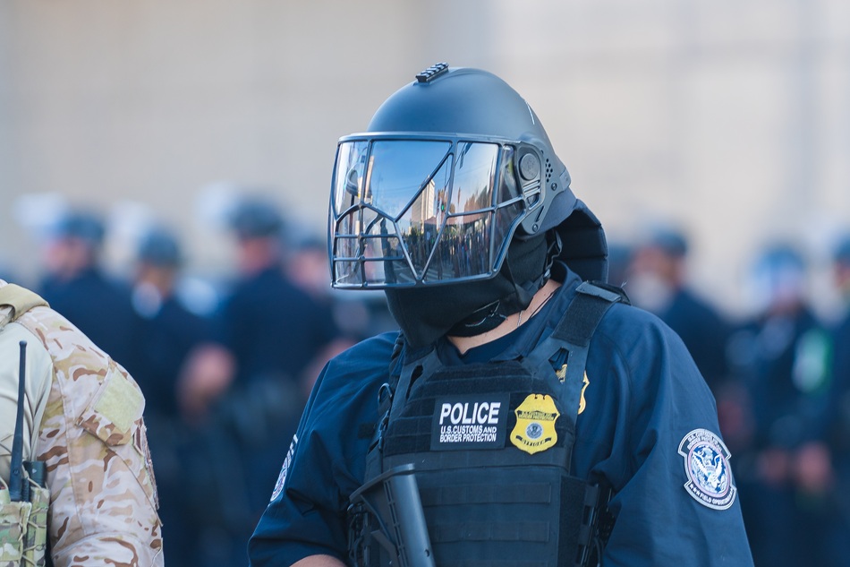 El gobierno de Donald Trump prepara un importante operativo contra inmigrantes en Chicago, marcando una escalada en su confrontación con esta "ciudad santuario" que tiene liderazgo demócrata. 