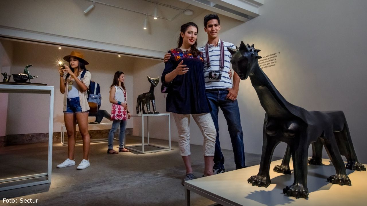 Turismo de museos en México crece 19.3% en 2025 con 6.8 millones de visitantes, impulsando economía local y fortaleciendo la identidad cultural nacional.